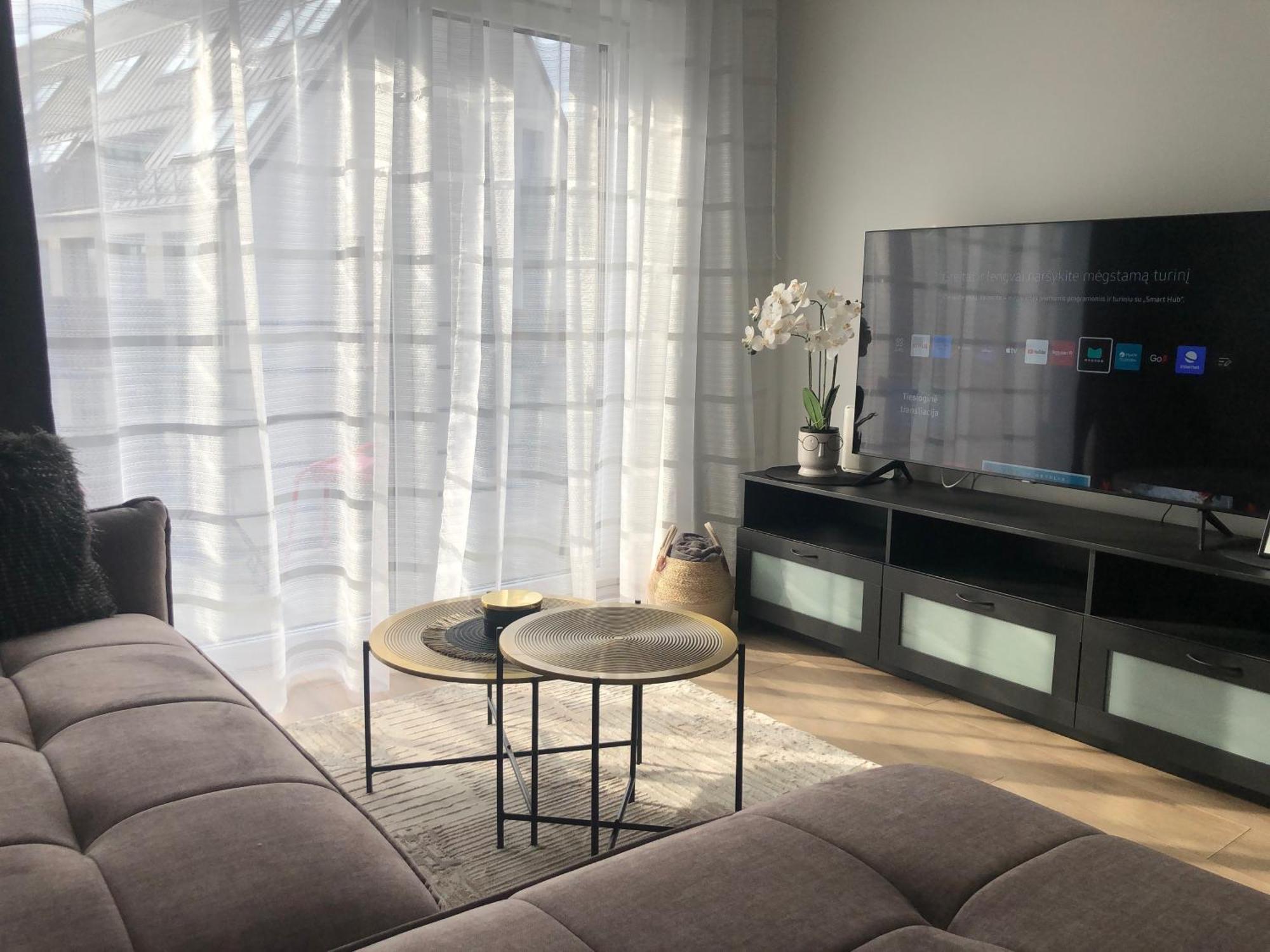 קובנה Luxurious Apartment In The Heart Of Old Town With Parking מראה חיצוני תמונה